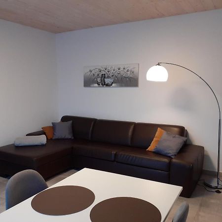 Erdgeschoss-Appartement Mit Seeblick Ahrensbok ภายนอก รูปภาพ