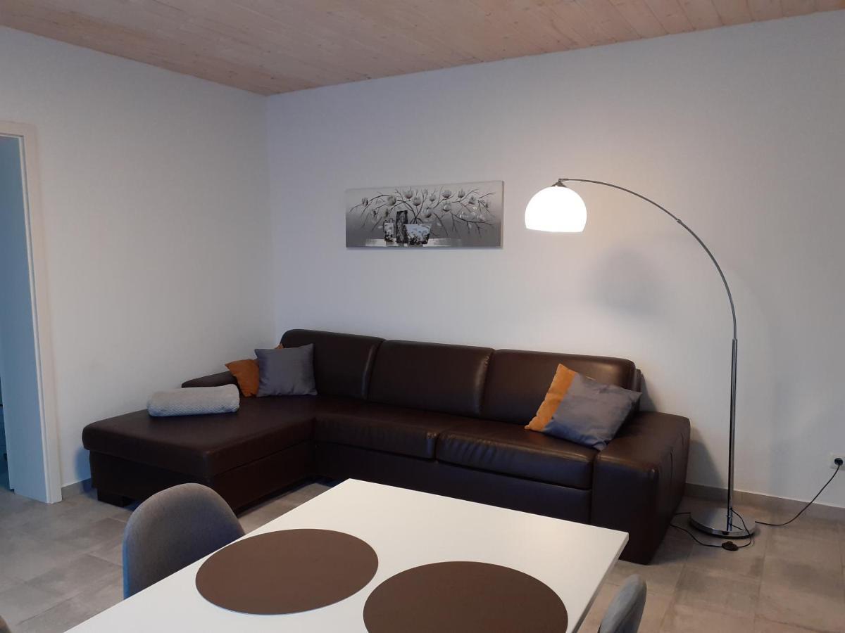 Erdgeschoss-Appartement Mit Seeblick Ahrensbok ภายนอก รูปภาพ